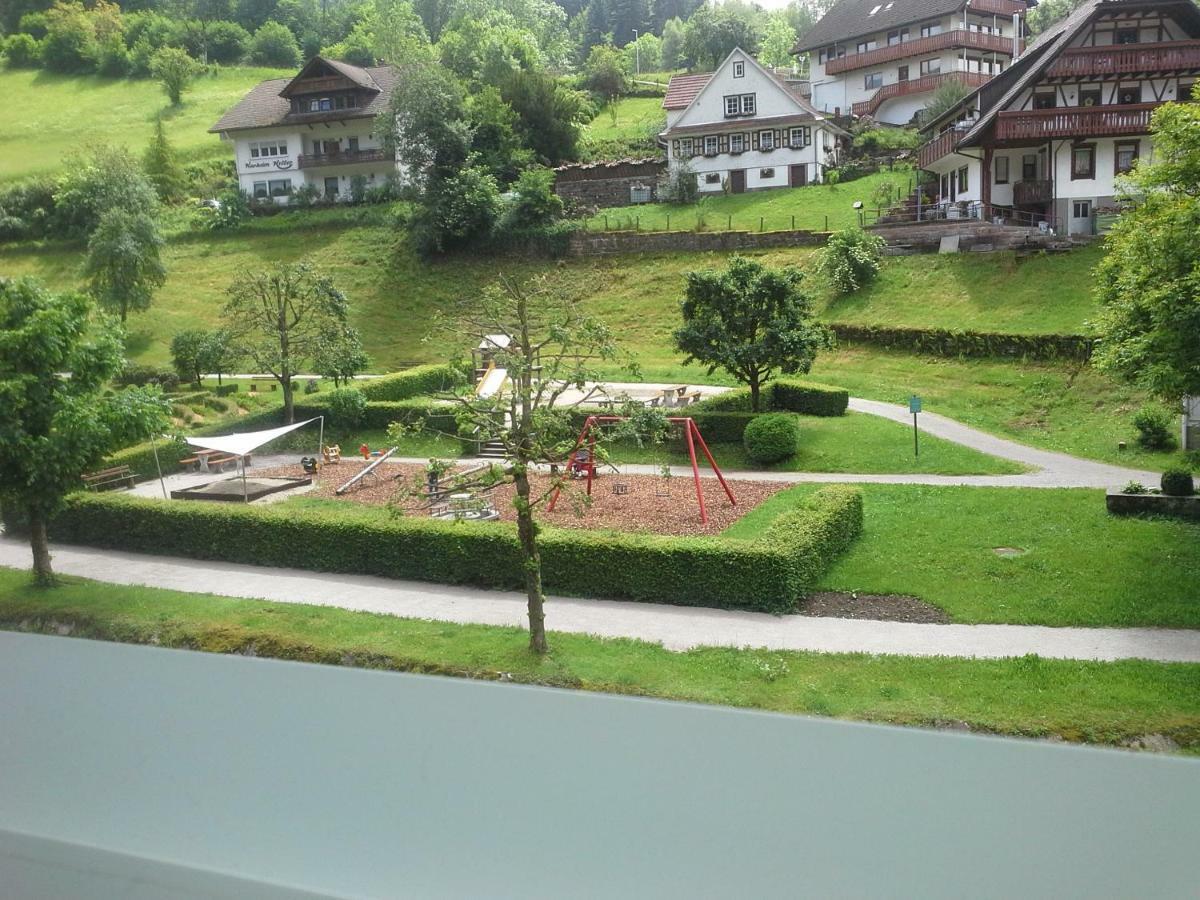 巴特彼得斯塔尔-格里斯巴赫Haus Laetsch公寓 外观 照片
